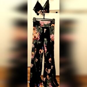 Illa Illa 2-piece floral outfit